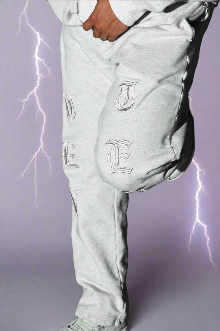 Experience ultimate comfort & flexibility with Tentenlv's Soft Grey Sweats.